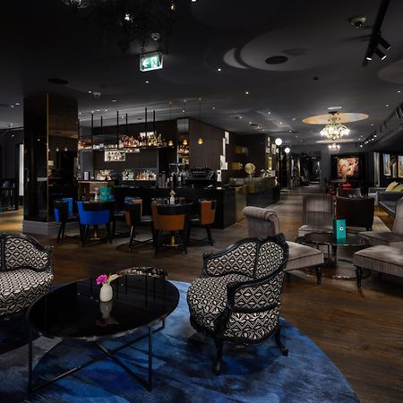Qt ウエリントン アパートメンツ ウェリントン エクステリア 写真 The Lounge at London Heathrow Airport