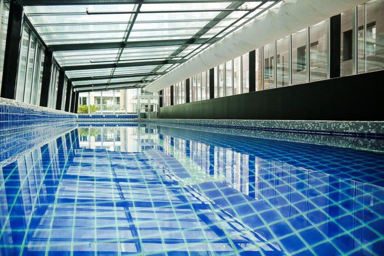 Qt ウエリントン アパートメンツ ウェリントン エクステリア 写真 The swimming pool at the hotel