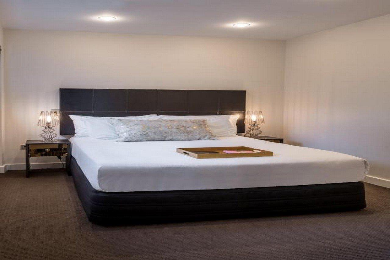Qt ウエリントン アパートメンツ ウェリントン エクステリア 写真 A bedroom at the hotel