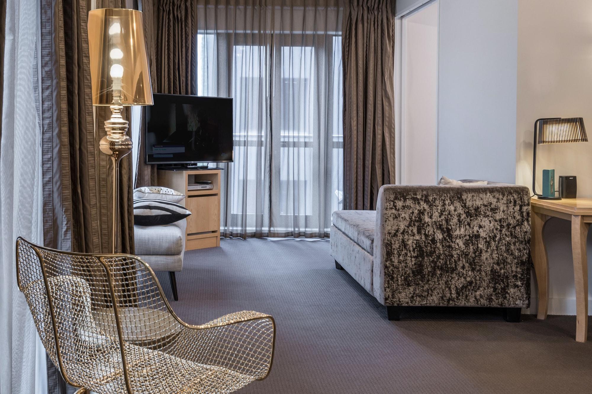 Qt ウエリントン アパートメンツ ウェリントン エクステリア 写真 A suite at the hotel