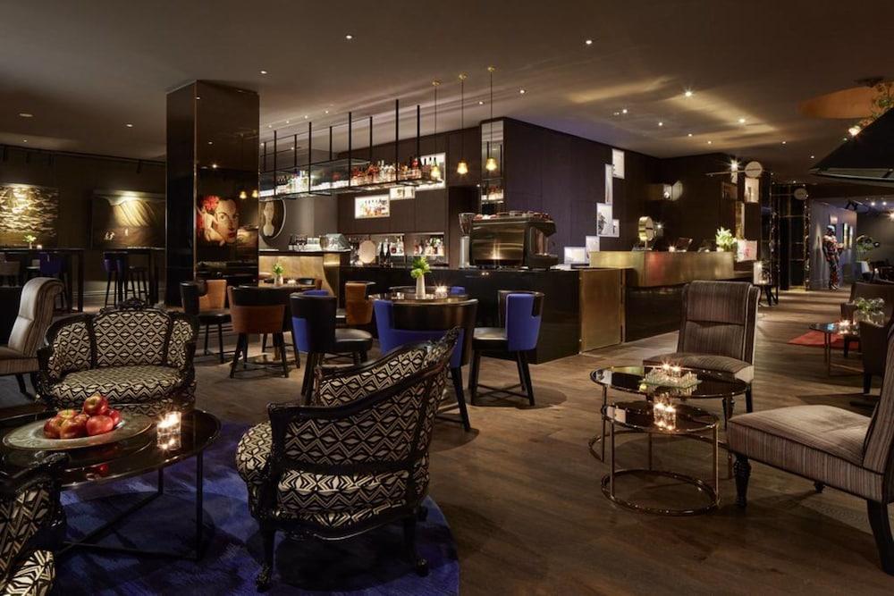 Qt ウエリントン アパートメンツ ウェリントン エクステリア 写真 The Lounge at the InterContinental London - The O2
