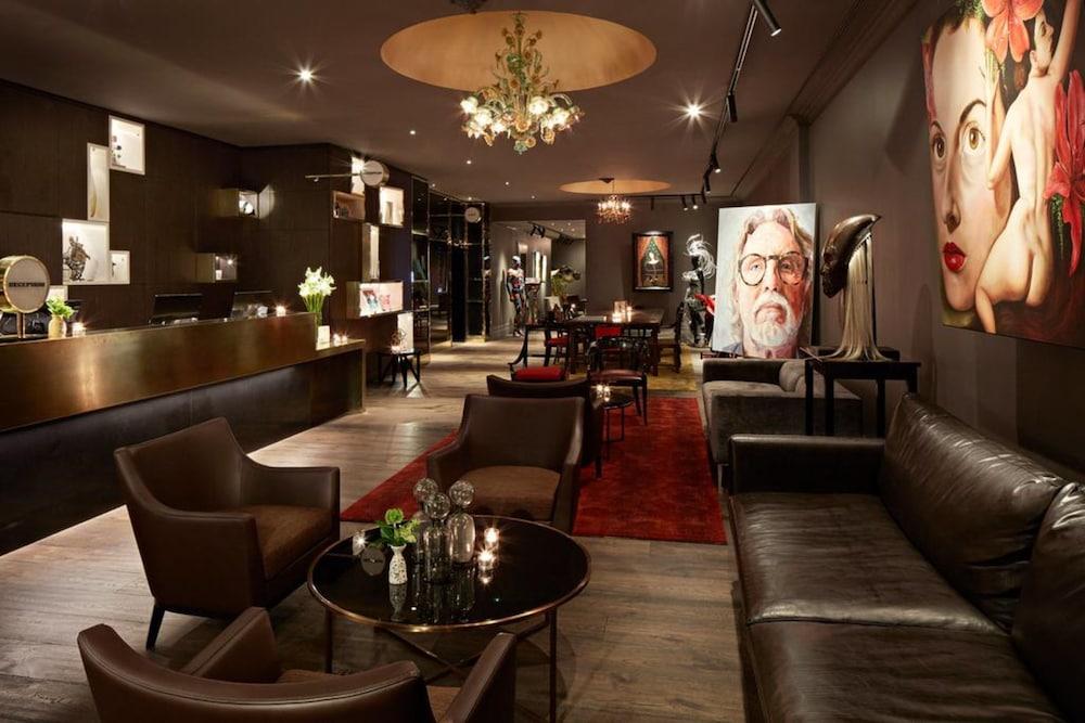 Qt ウエリントン アパートメンツ ウェリントン エクステリア 写真 The interior of the spa